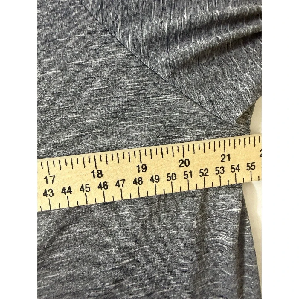 NWT‎ Nike Men's Medium Hydroguard Swim Shirt Long Sleeve UPF 40+ Heather Gray